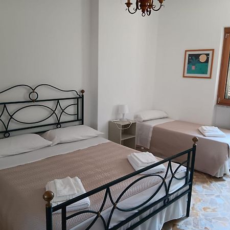 Attico Dolcevita Bari Exteriör bild