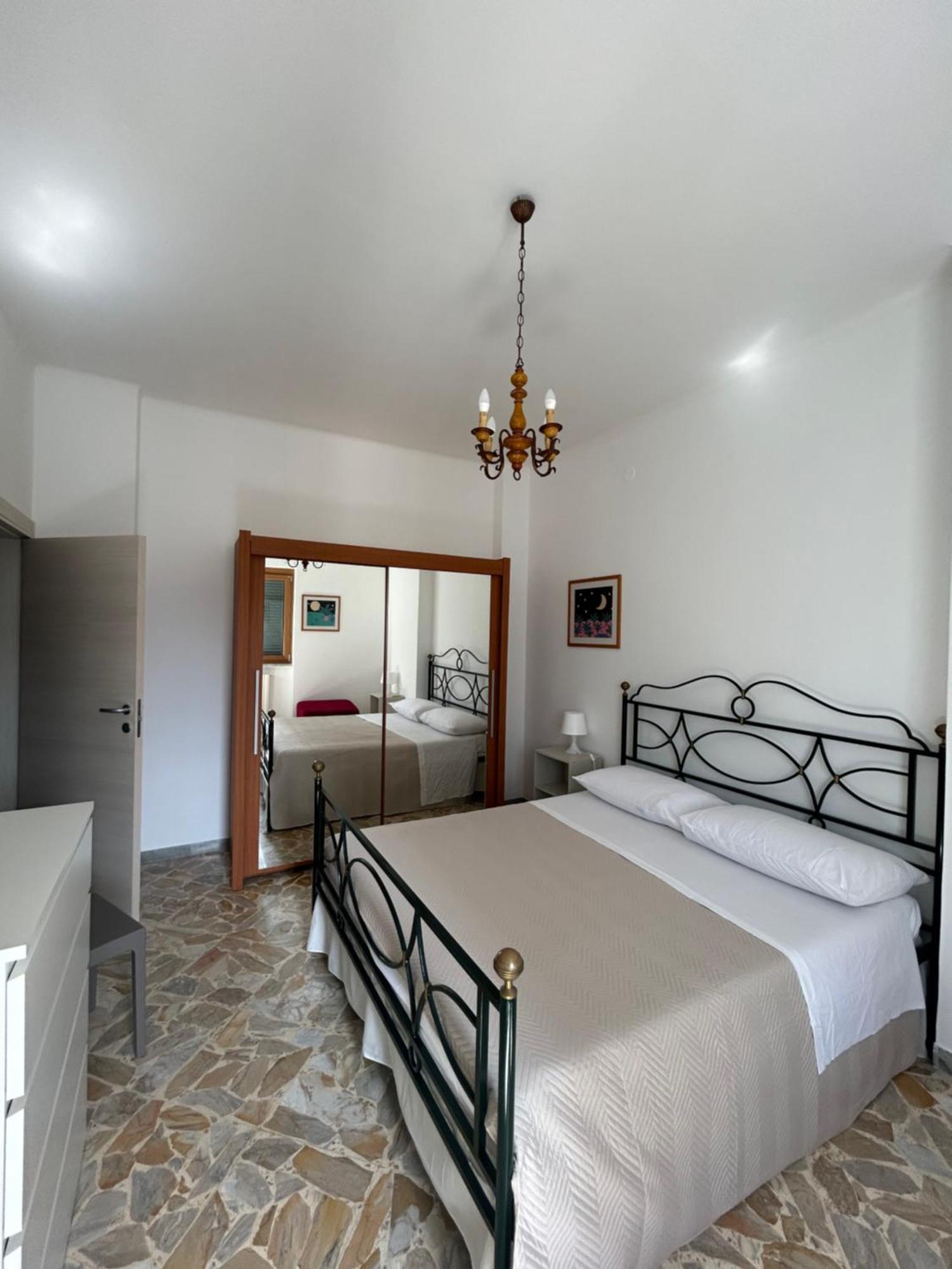 Attico Dolcevita Bari Exteriör bild