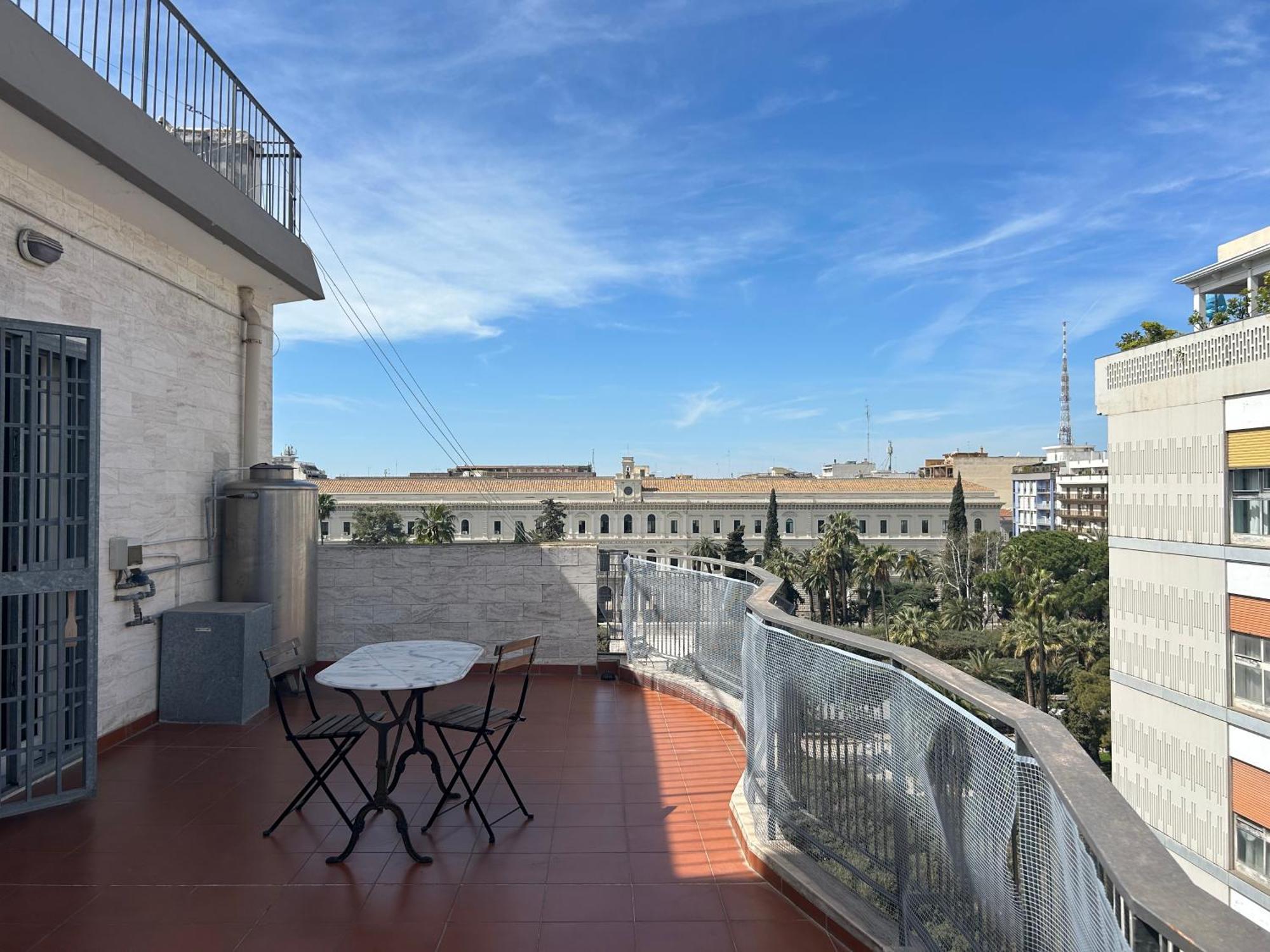 Attico Dolcevita Bari Exteriör bild