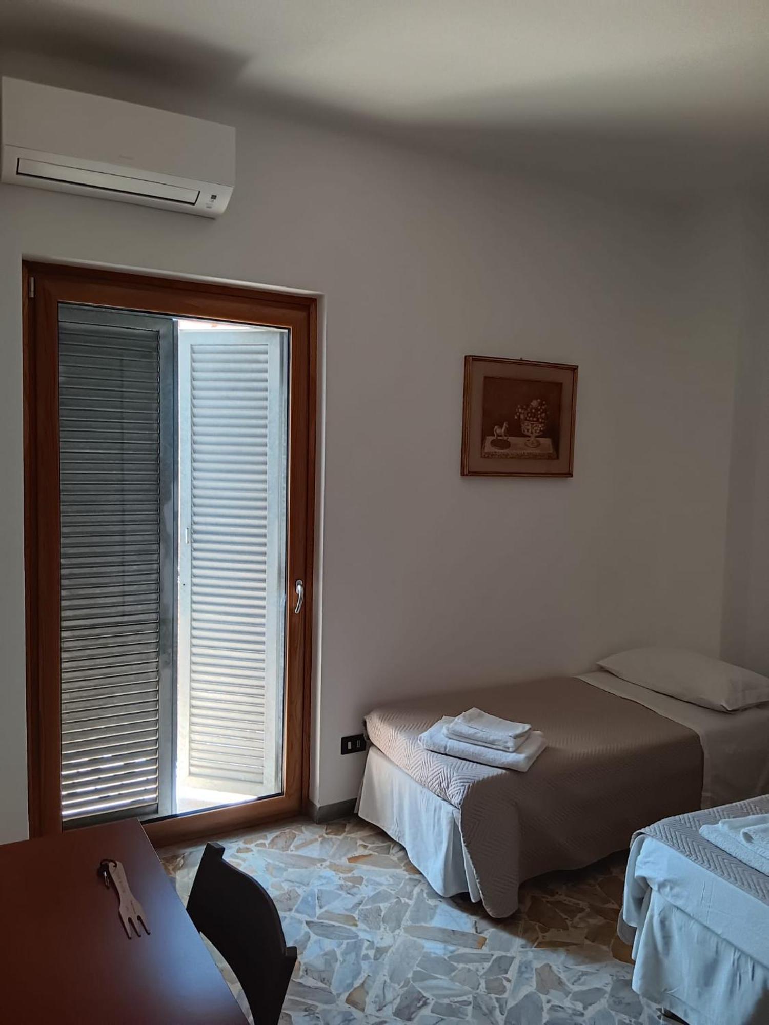 Attico Dolcevita Bari Exteriör bild